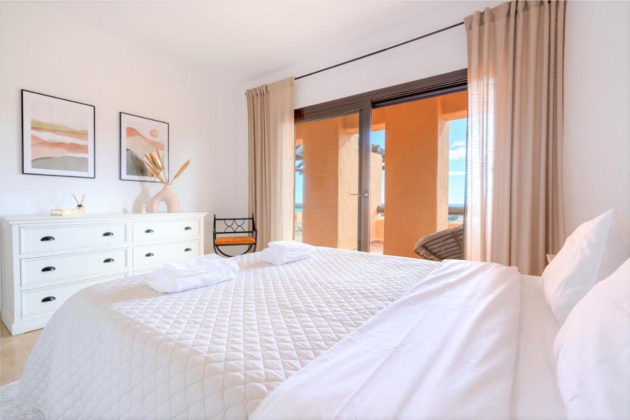 9 Penthouse With Amazing Sea Views, Close To Golf Manilva Duquesa Dış mekan fotoğraf
